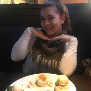 Meet your Posher, Angel